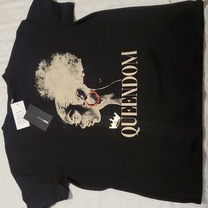Graphic t-shirt